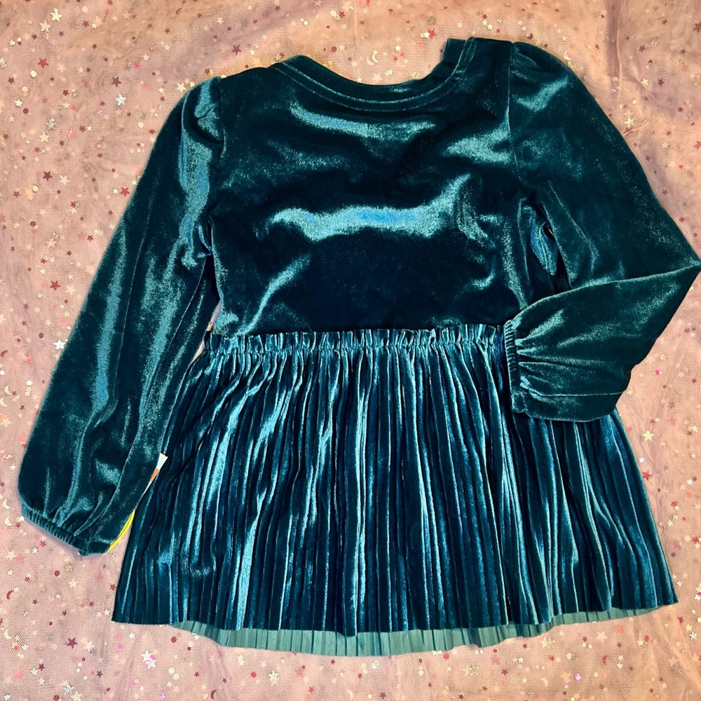 3T Green dress